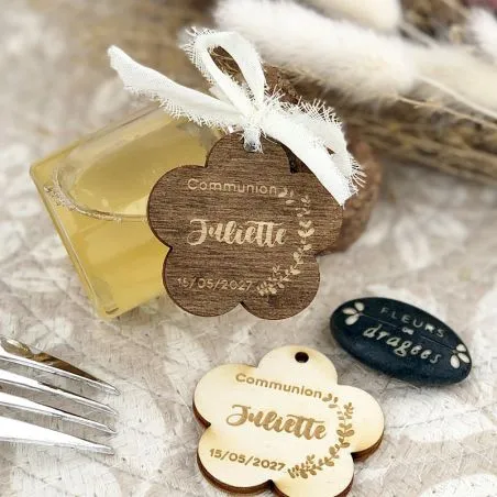 Etiquette bois personnalisée fleur - Rustique / Finition choco